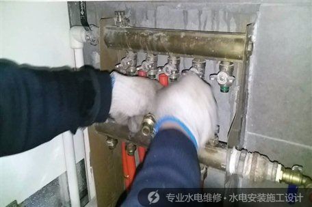 雨花区树木岭路马桶疏通_修洁具_查修各种电路故障